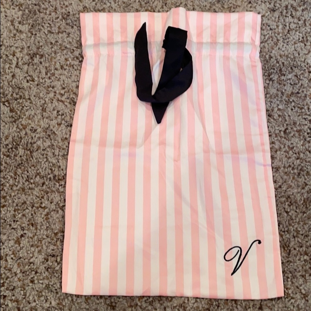 New Victoria’s Secret dust bag